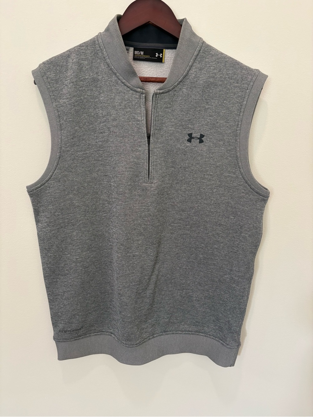 Men’s Under Armour Grey Sleeveless Quarter-Zip Vest - Medium